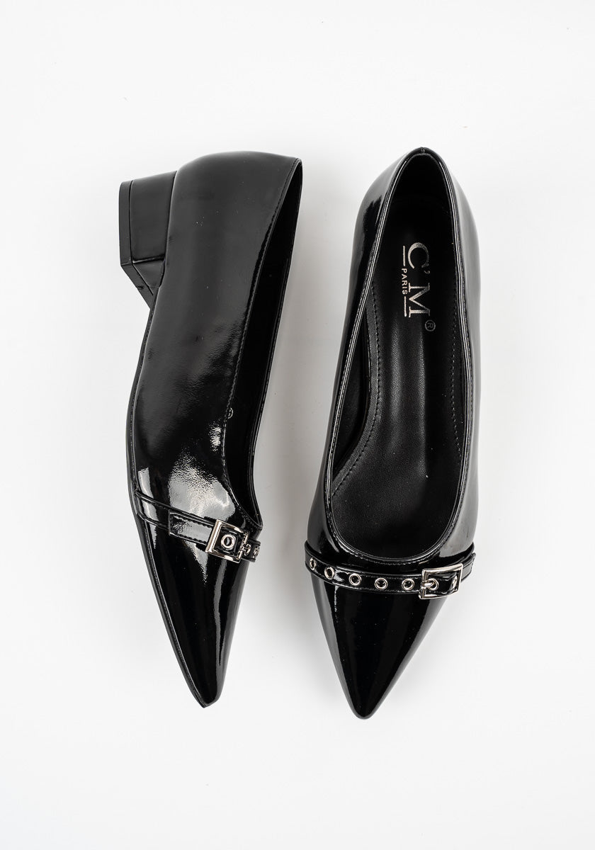 Chaussure Plate Vernie à Bride